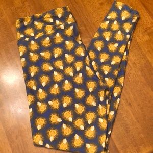 LuLaRoe Leggings {Tall & Curvy}